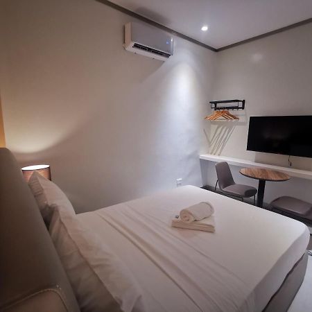 Yes Hotel Imus Cavite 外观 照片