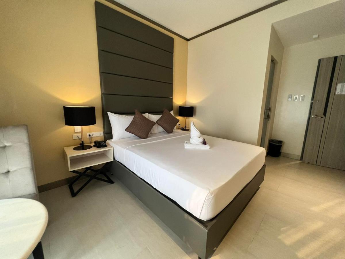 Yes Hotel Imus Cavite 外观 照片